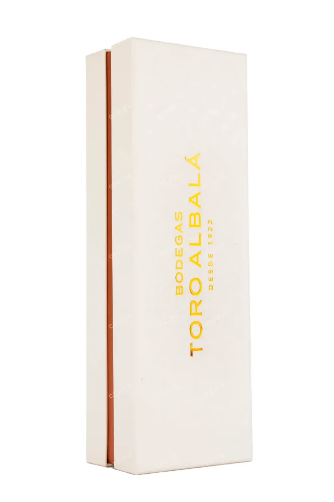 Херес Marques de Poley Amontillado Seleccion gift box 1951 0.75 л